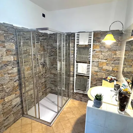Crotto Bedroom