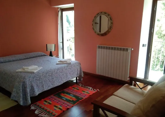 Crotto Bedroom